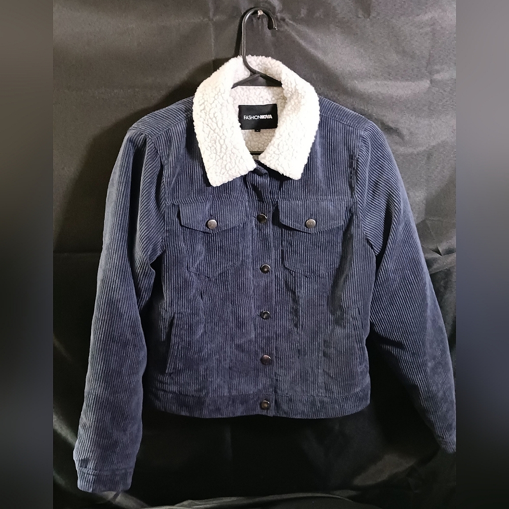 Fashion Nova blue corduroy jacket sz sm